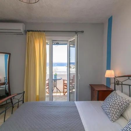 Porto Galini Tinos Tzados 107 * Agios Ioannis (Tinos)